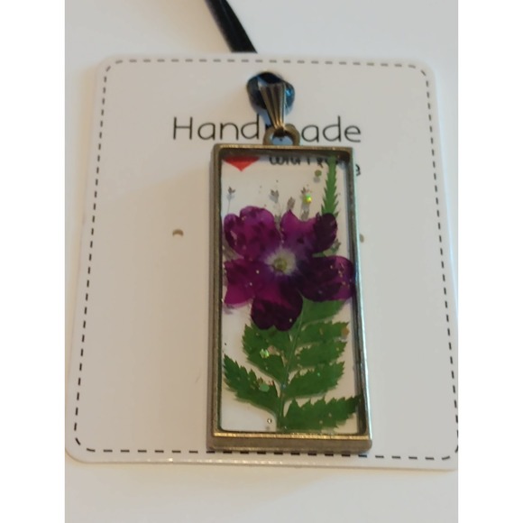 Violet‎ Dried Flower Rectangle Pendant - Picture 1 of 1